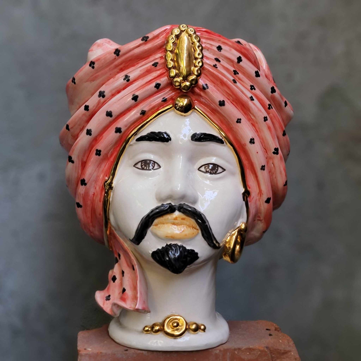 Moor's Head Atena - King - Gold Polka Dots