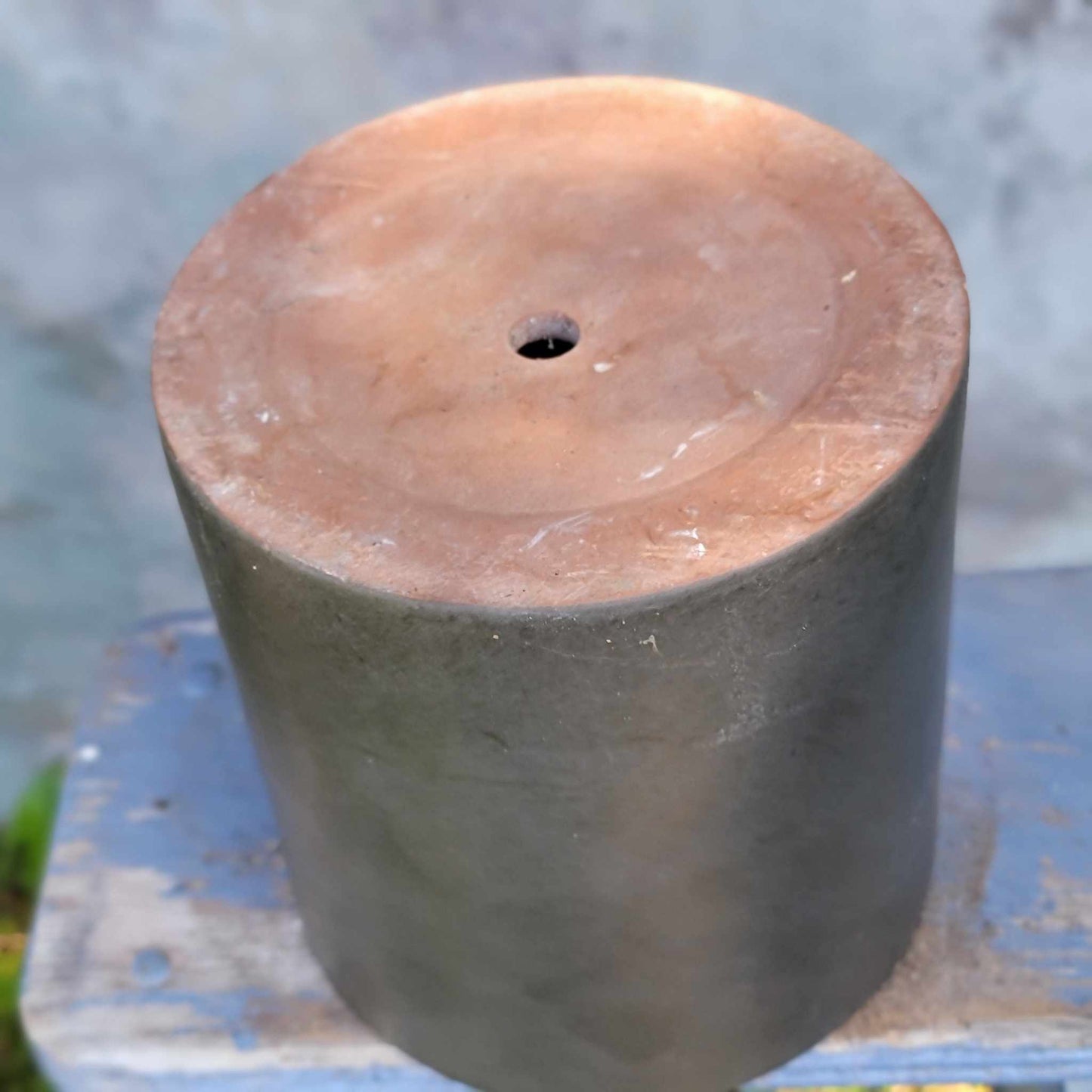 Terra Cotta Planter - Matte Black