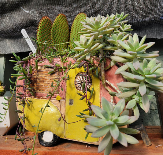 Handmade Ceramic Pottery - Trailer