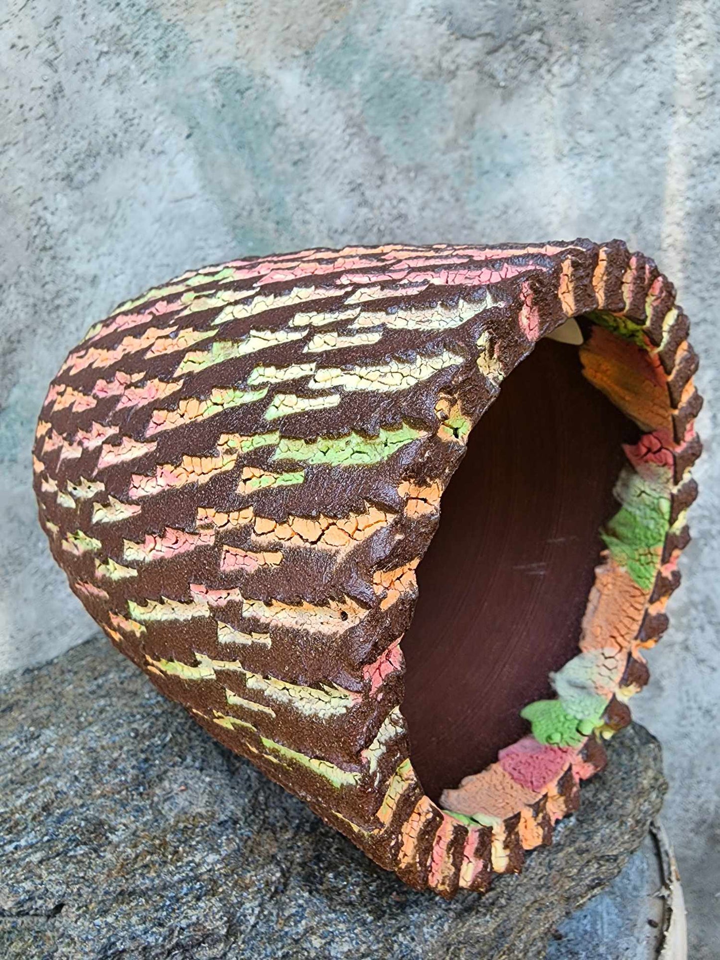 Handmade Pottery – Mineral Falls Vessel No. 169