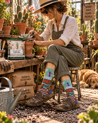 I Dig Dirt Women’s Crew Socks